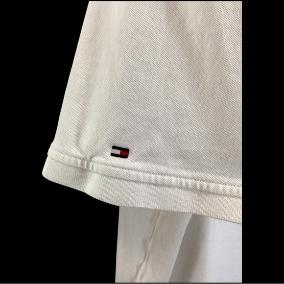 Tommy Hilfiger Cream Polo with Navy and Orange Accents, Size XL - Picture 7 of 10